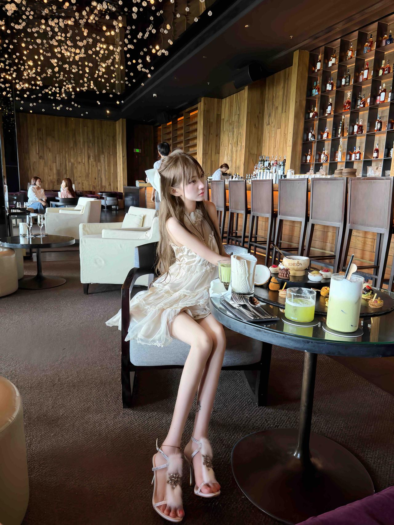 发什么呆•̆•̥•