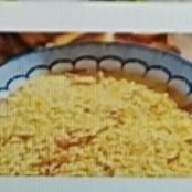 炒米茶真是个调理脾胃的好东西，还能让我们告别上火！传统中式茶饮炒米茶，把米中的淀