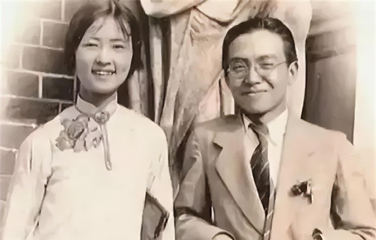 林徽因去世7年后，61岁的梁思成娶了34岁的林洙。为了宣示主权，林洙趁家中无人，