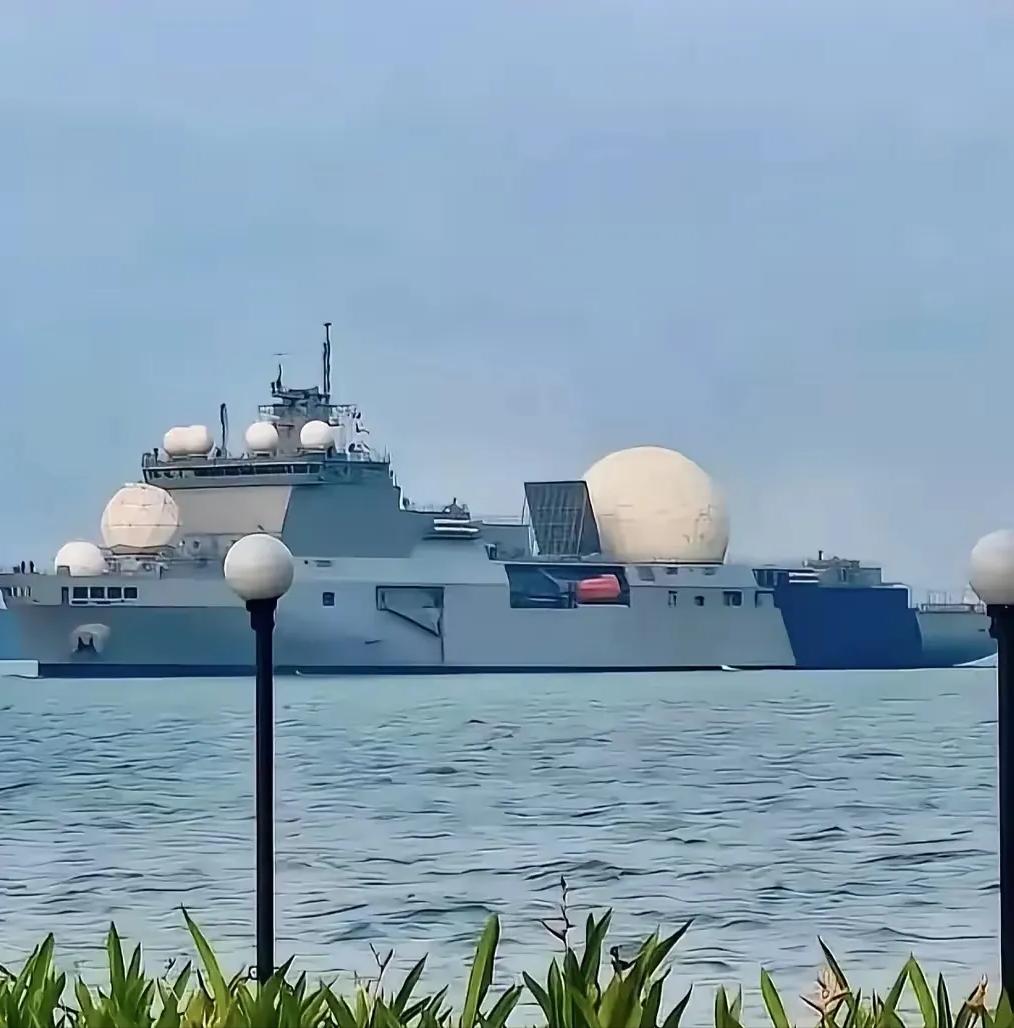 顶七个球，全球阿三牛！印度阿三建造的电子侦察船，其战绩想怎么吹就怎么吹，反正我