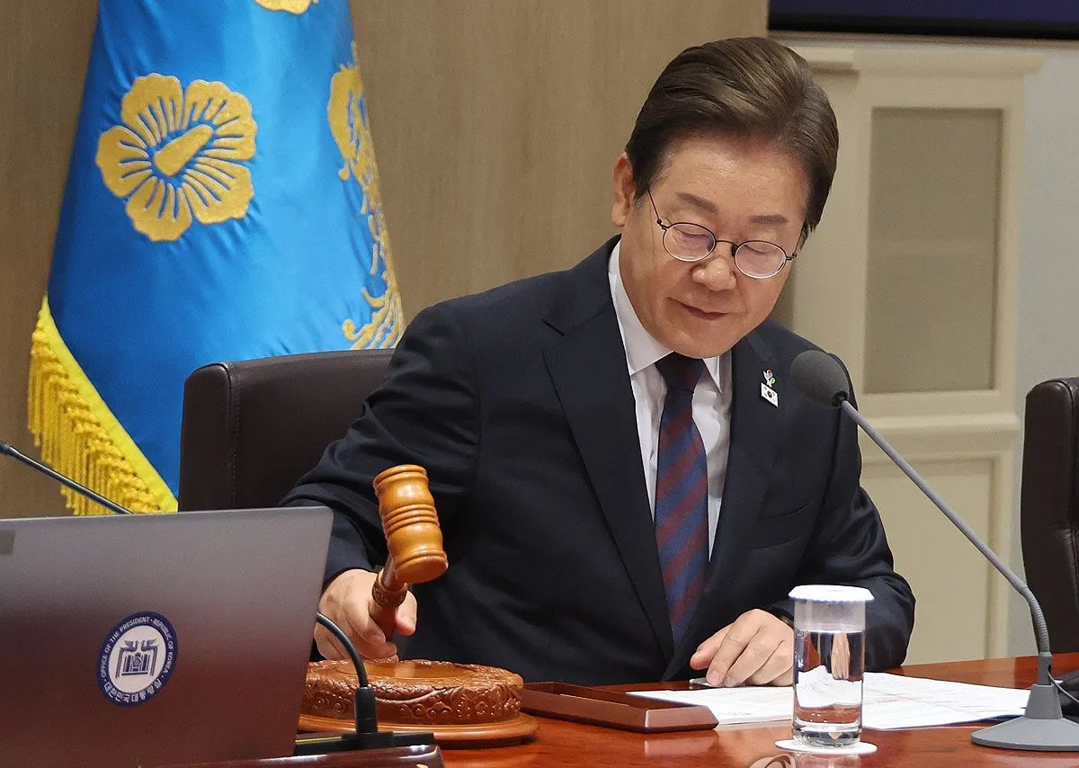 尹锡悦夫妇要被彻底调查了！哎呀妈呀，韩国政坛又炸锅了！李