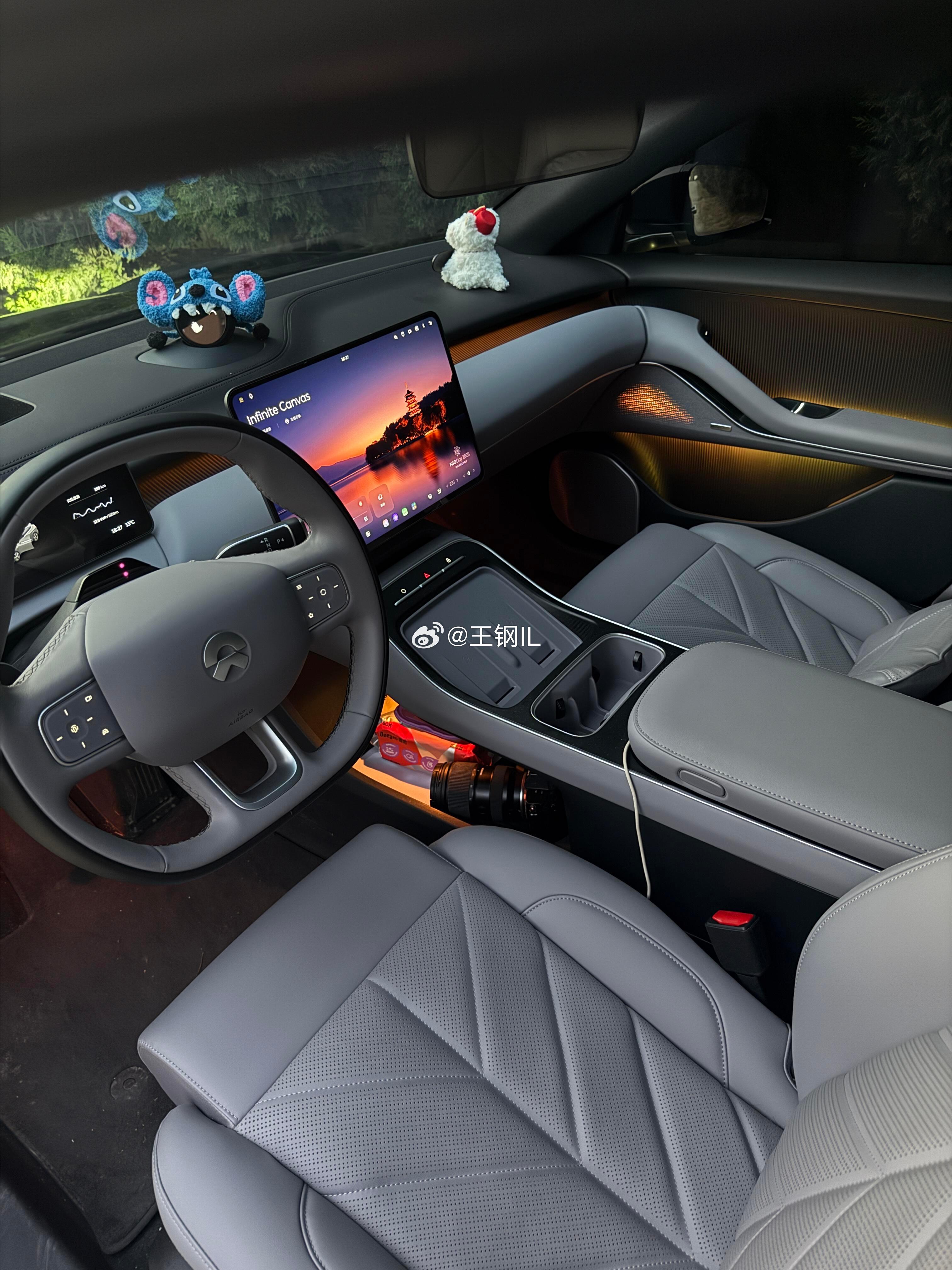 开过很多车，内饰能做到，简约而不简单的只有蔚来了蔚来ET5T