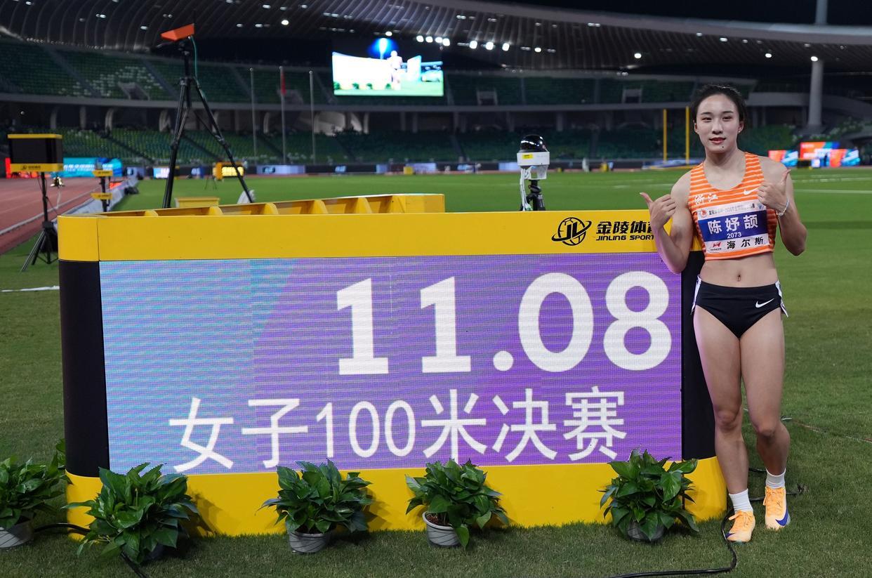 8月13日晚，2026年全国田径锦标赛迎来男、女“飞人大战”决赛。17