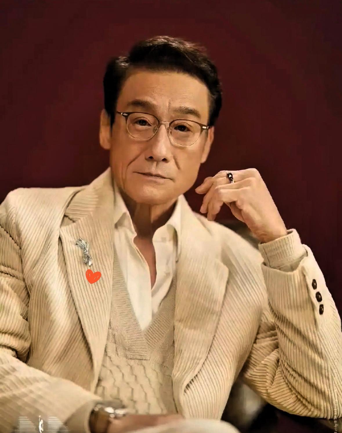 梁家辉这段话，最近又被翻出来刷屏了。视频里他说：“内地的朋友，如果来香港，你们会
