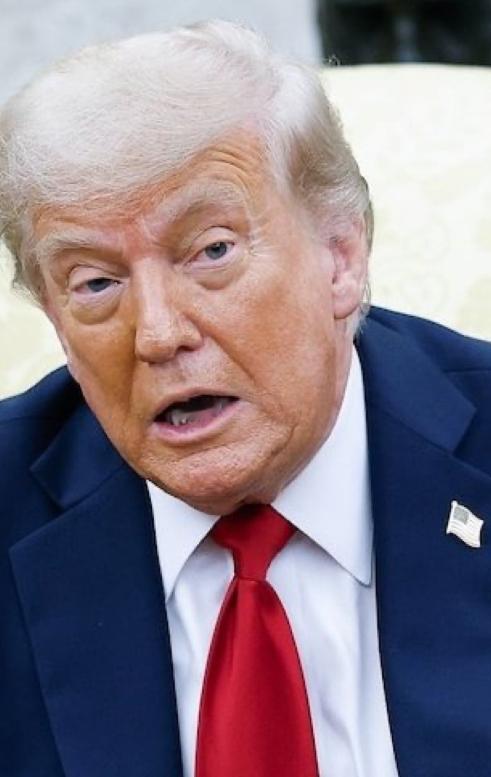 特朗普再次抨击拜登。特朗普10月30日发文写道：“他是个罪犯，应该被关进监狱。一