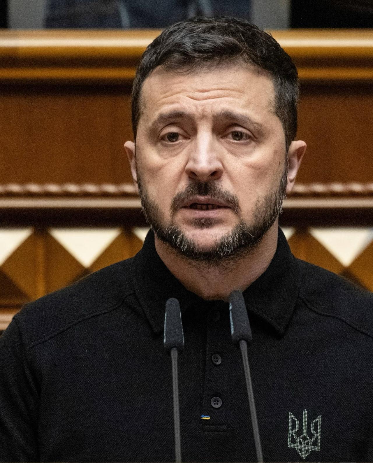 就在刚刚！泽连斯基宣布了！11月28日，泽连斯基官宣：乌美代表团本周将举