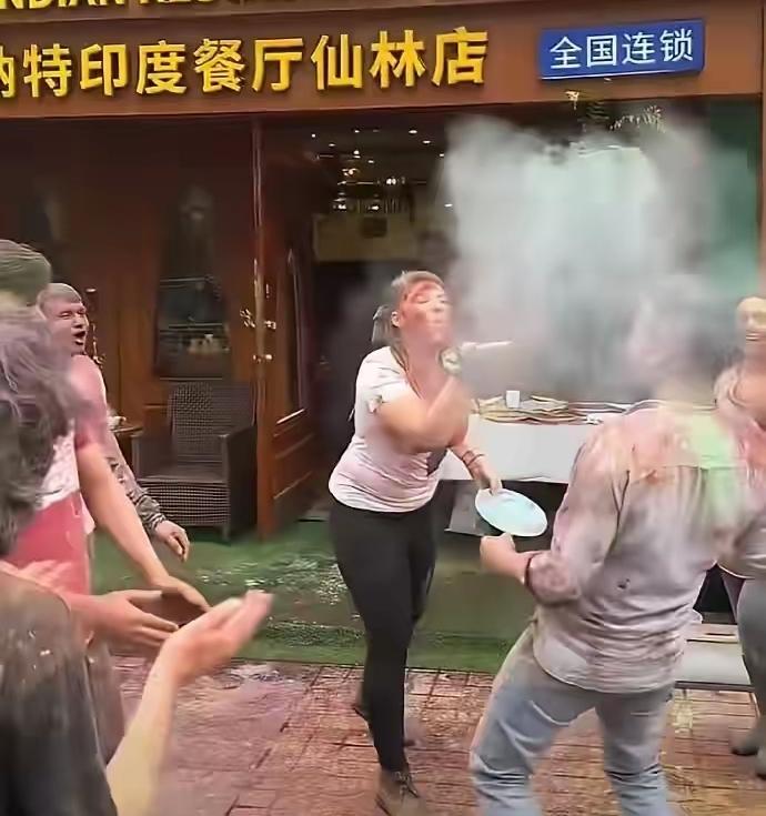 太解气了！南京这次出手真的是把“规则面前人人平等”打在了公屏上，不管你是哪国人，