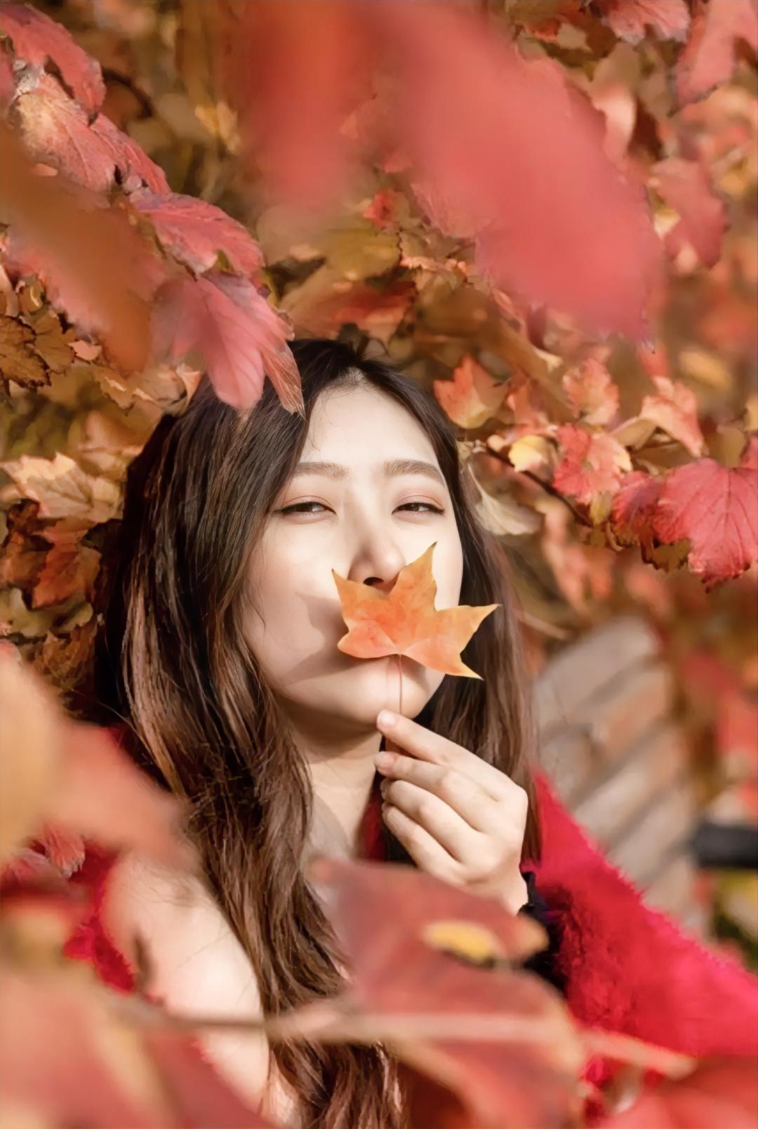 我朋友在前几年为了给女儿买学区房，买了现在住的这套二手房。从房子开始装修起，她