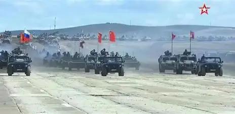 中俄这场联合军演，究竟分量有多重？实战浓度直接拉满！俄罗斯主导的这一次“中部