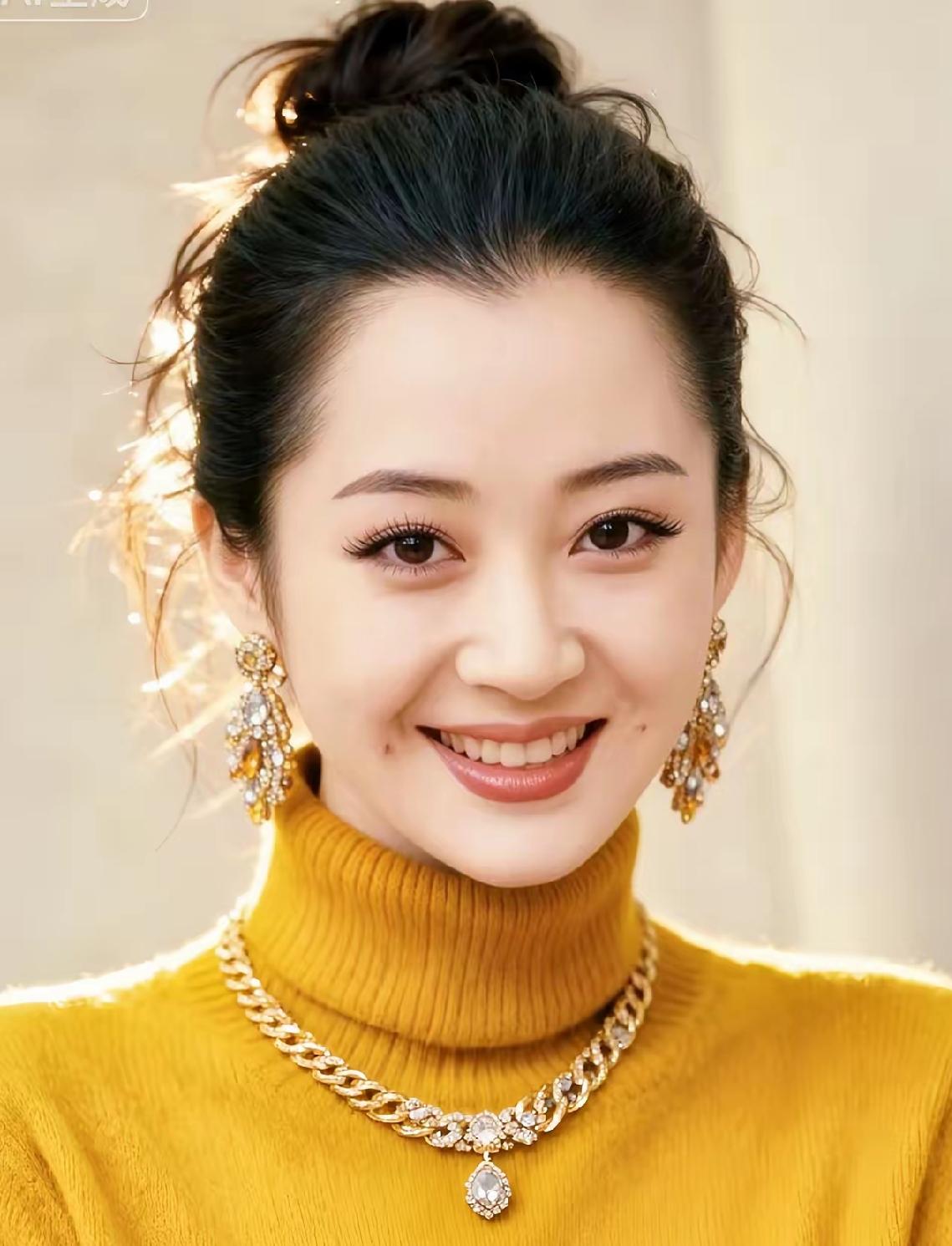 你相信吗？原来许晴和姜文也曾暧昧过，这话不是我说的，是王朔说的，他也是听好哥们叶