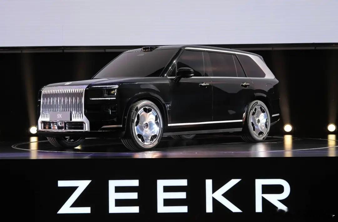 这或许是2025年最强增混SUV，没有之一？今晚发布的极氪9x，除了首发“电改