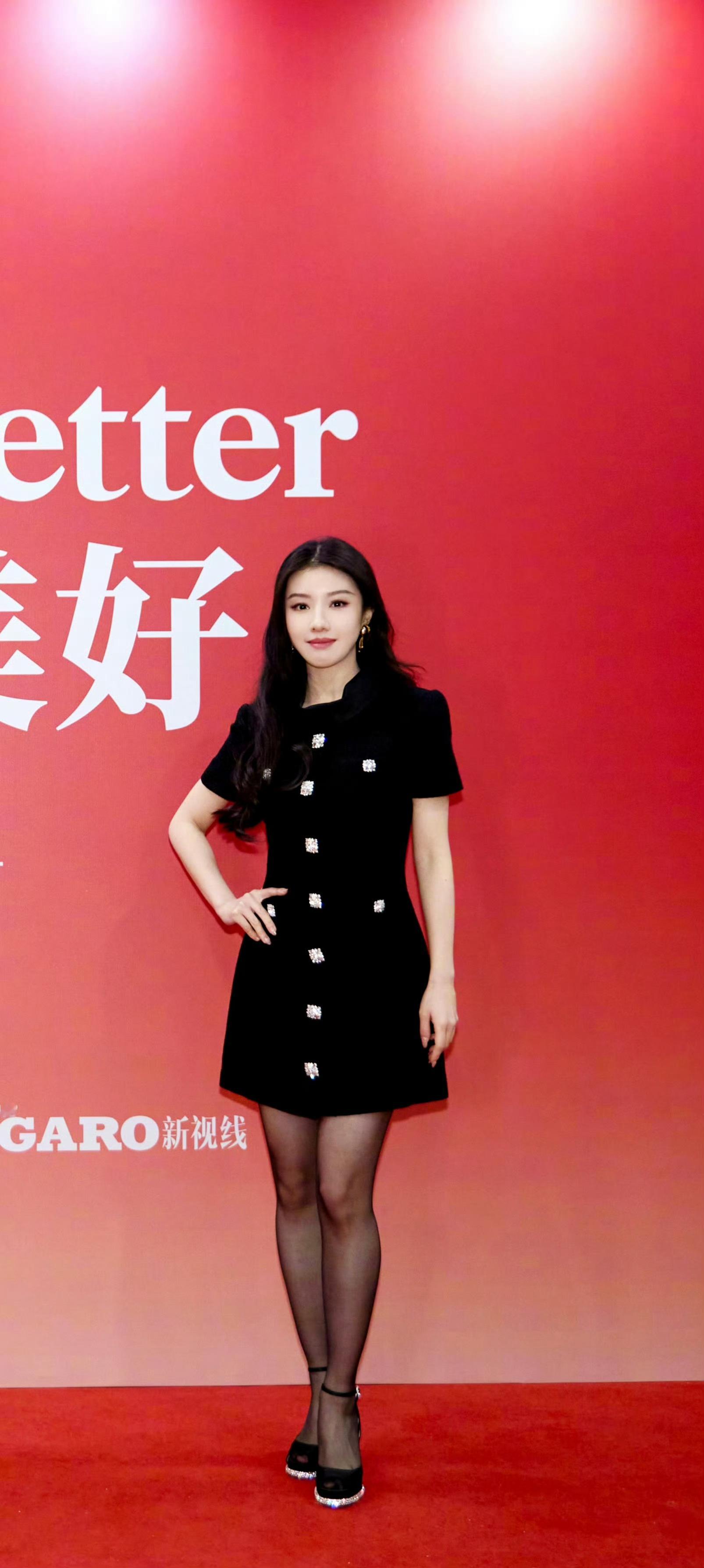 王鹤润x黑丝启动