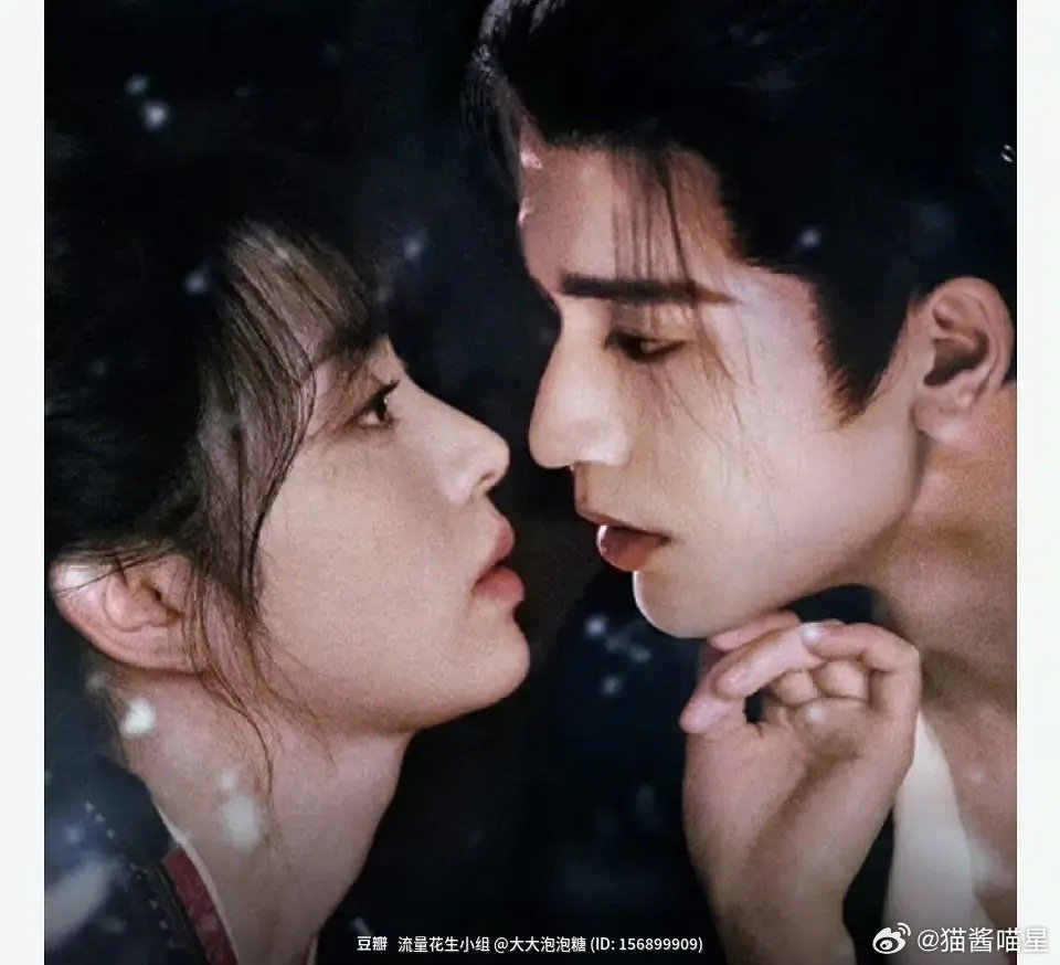 檀健次🆚张凌赫哪个更有性张力？