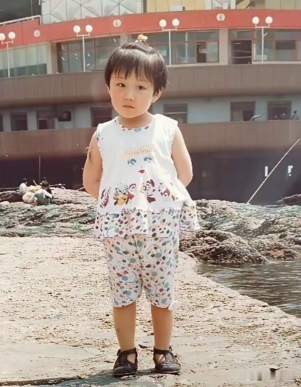 怪不得大梦不矫情！原来她妈从小把她当男孩子养！大梦明明很漂亮，却一直留着