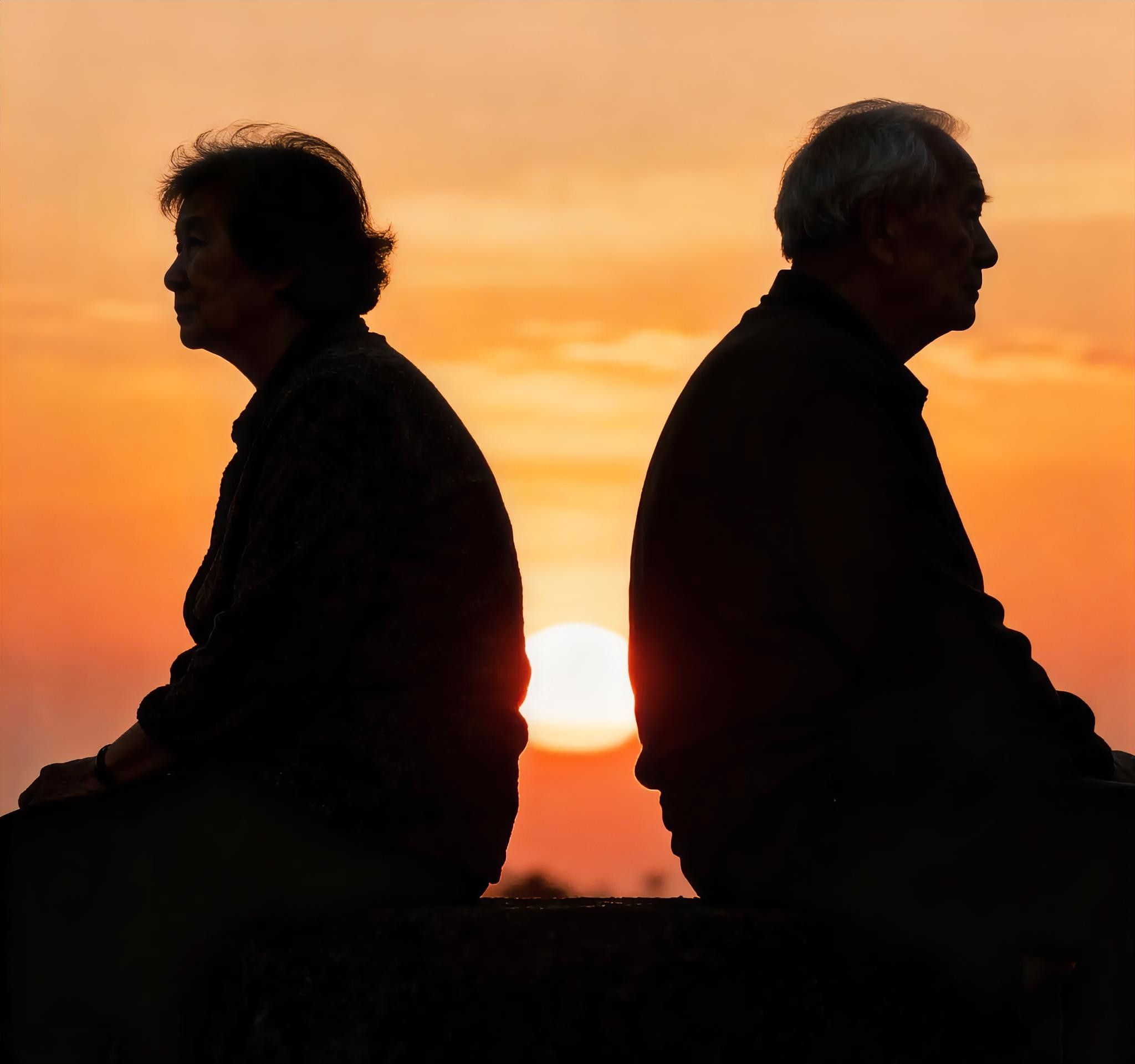 男人原谅老婆出轨，9成是算计！老年婚姻比的是谁更狠我这辈子采访过上...