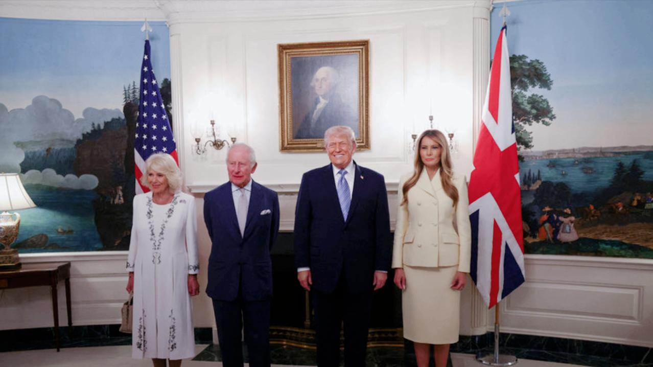 我看查尔斯三世这次访美，根本不是国事访问，而是斯塔默政府押着国王去“负荆请罪”。