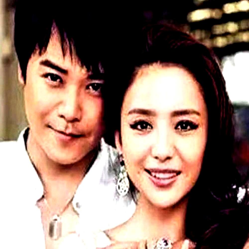 陈思诚佟丽娅离婚后的状态，打了多少怨偶的脸。连续14年零点给佟丽娅送生日祝福