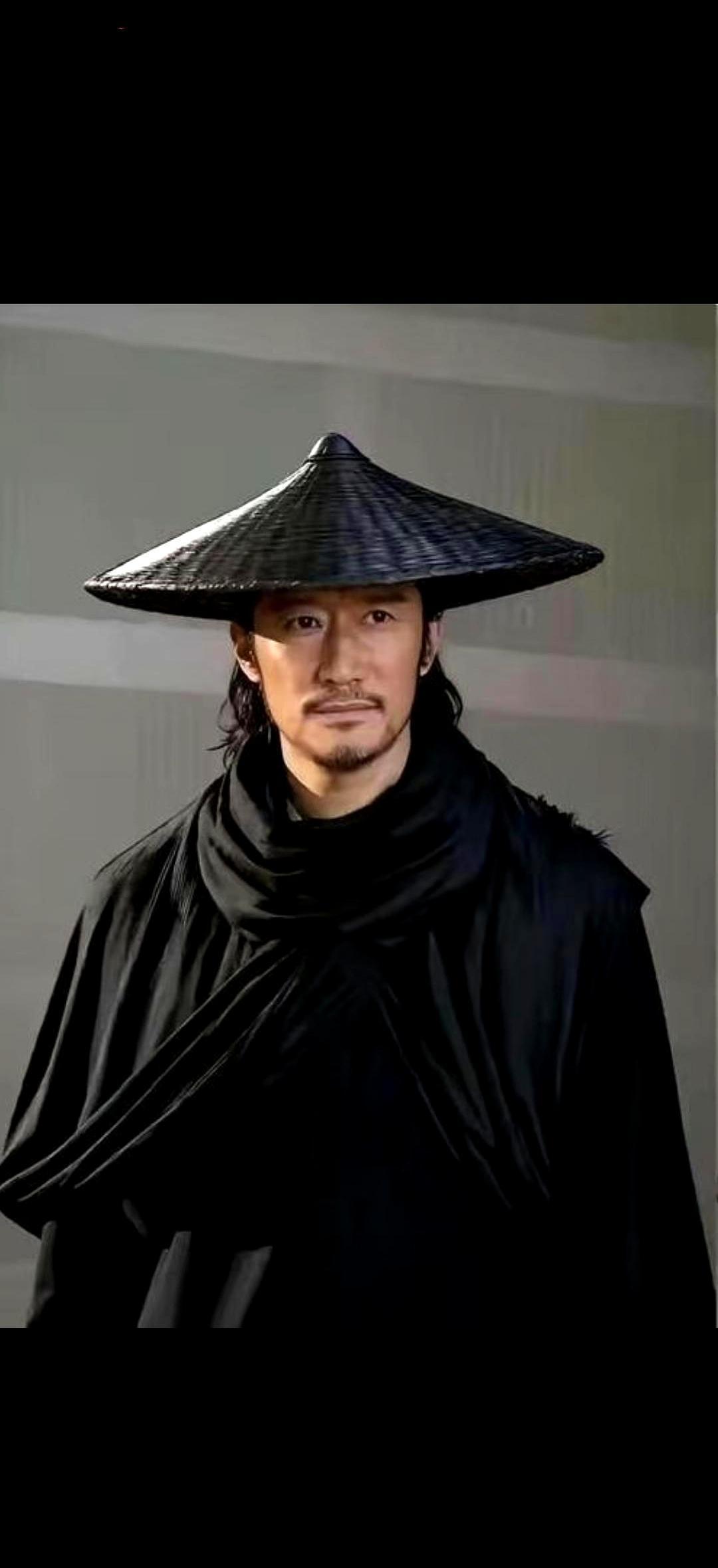 吴京这次真要亏麻了？一部电影，女主角出事，5.5亿投资差点打水漂。剧组想过A