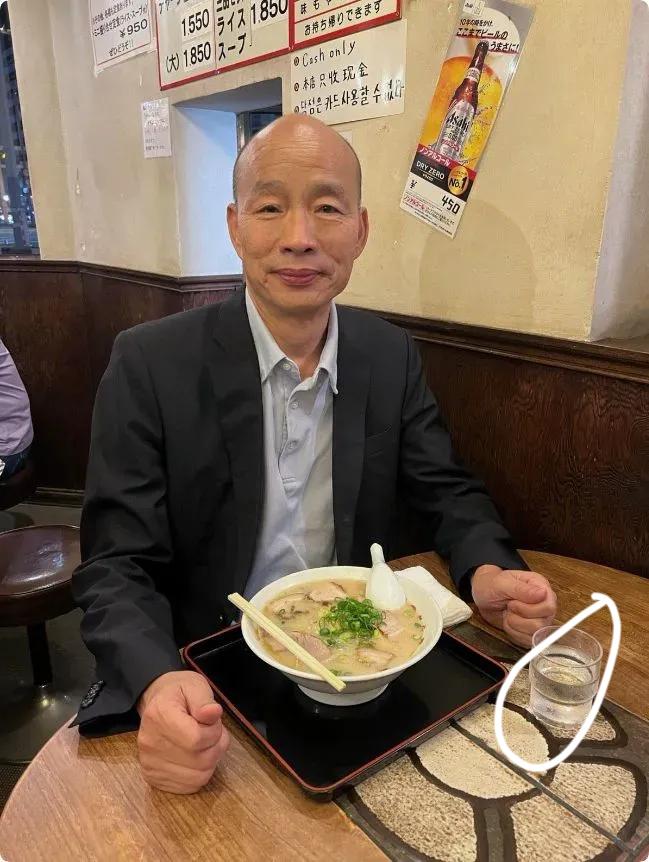 台湾立法院院长韩国瑜接受采访时说：我们的国家一定要在国际上走出一条路来，不可能做