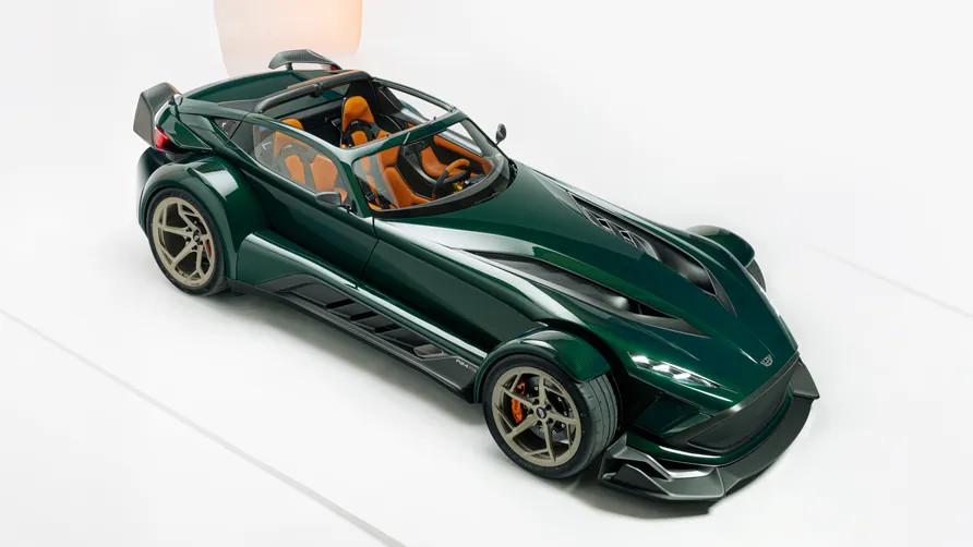 荷兰小众车厂Donkervoort发布了一台帅气的跑车，名叫P24RS。当然，