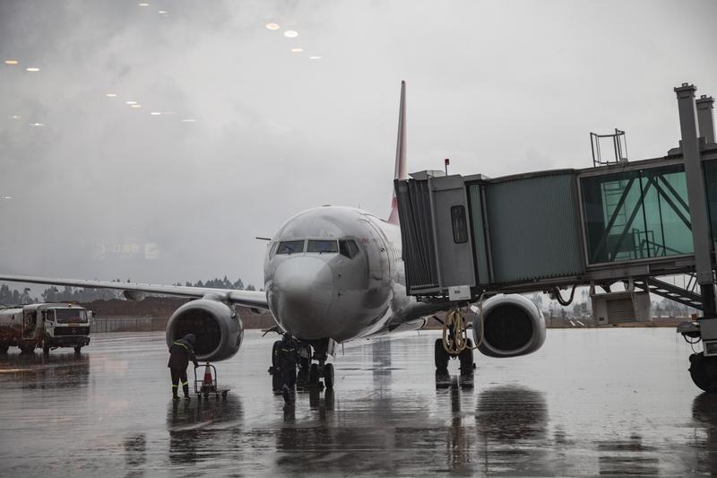 苏州建民用运输机场这事，真是让人等得望眼欲穿。“苏州梅友机场”成热梗，足见大家的