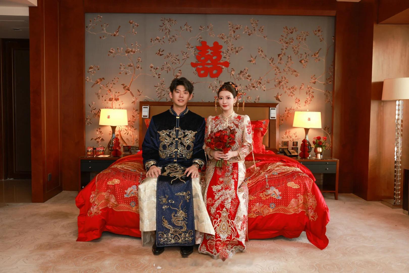 🍠更新婚礼图册：今天，回归爱的栖息地❤黄雅琼刘雨辰婚礼羽毛球婚礼