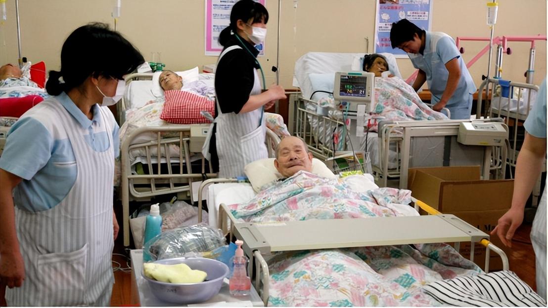 日本梅毒刚爆发，中方6倍提高日本公民签证费，是不是巧合？就日本现在这种情况，太有