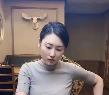 老婆打麻将上瘾了，班也不上了，饭也不做家务也不做，我该不该离了？
