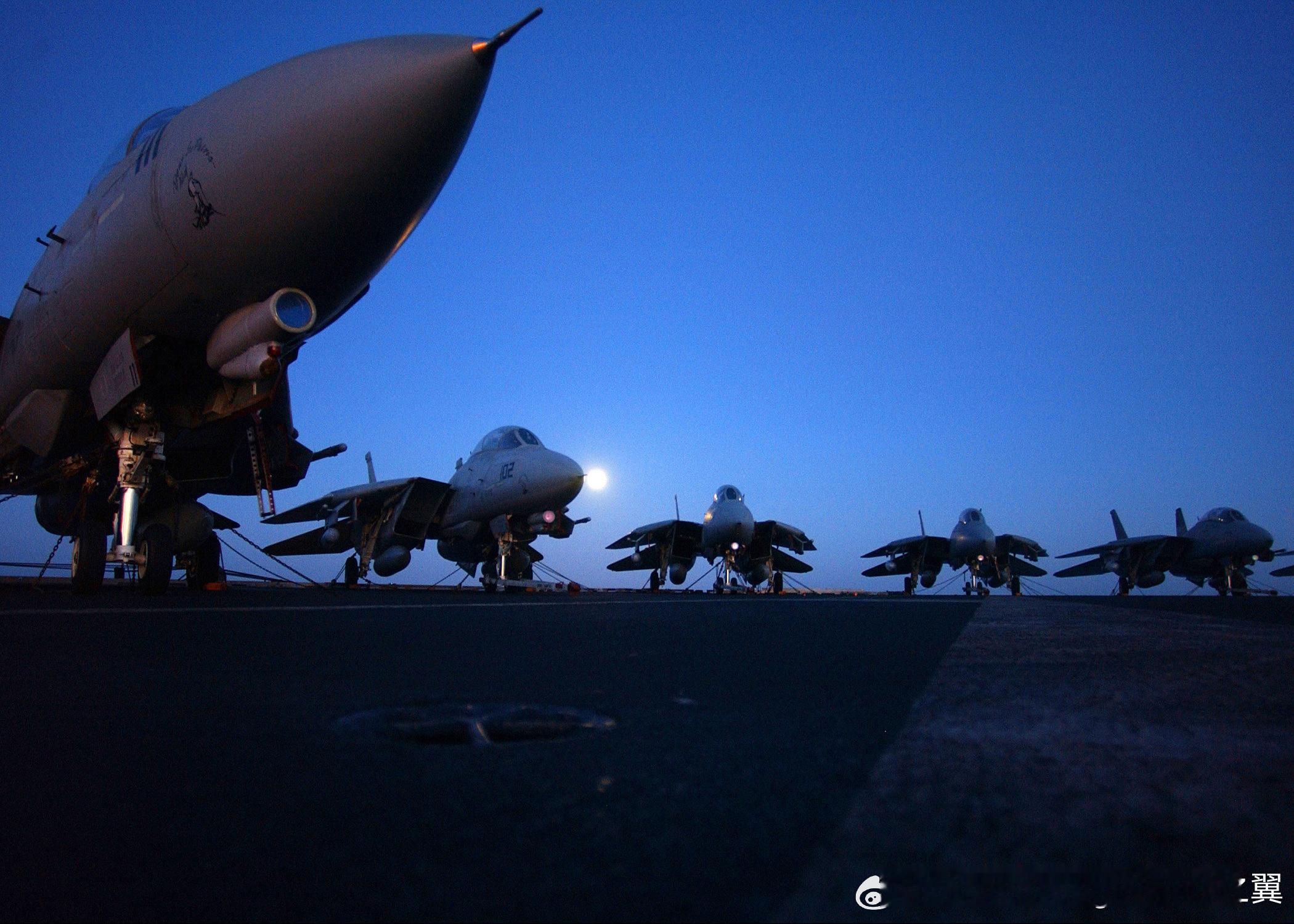 TomcatTuesday​​​