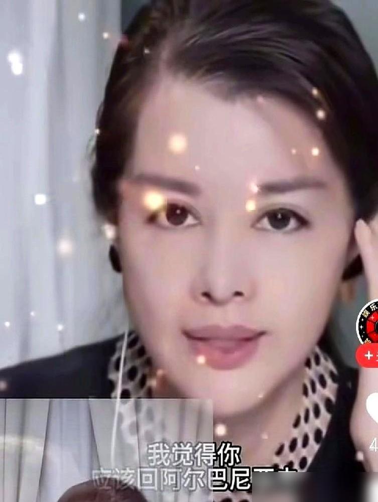 刷到于文红连线罗兰多，我人直接听愣了。她对着屏幕那头的罗兰多说，让他回自己国家去