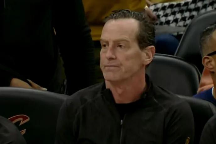 一切都在阿特金森的掌控中！骑士的轮休策略跟厉害，一场轮休内线，一场轮休外线，