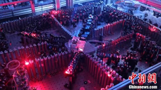 中国量子计算弯道超车！外媒惊呼：这次彻底追不上了