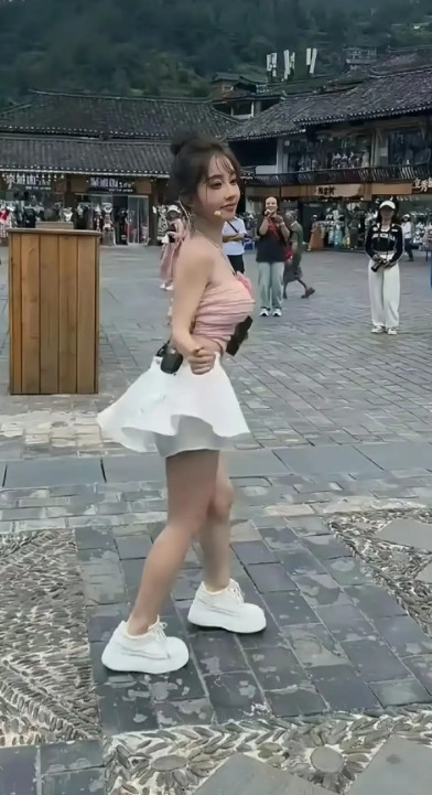 女神中的女神，没想到沦落如此！