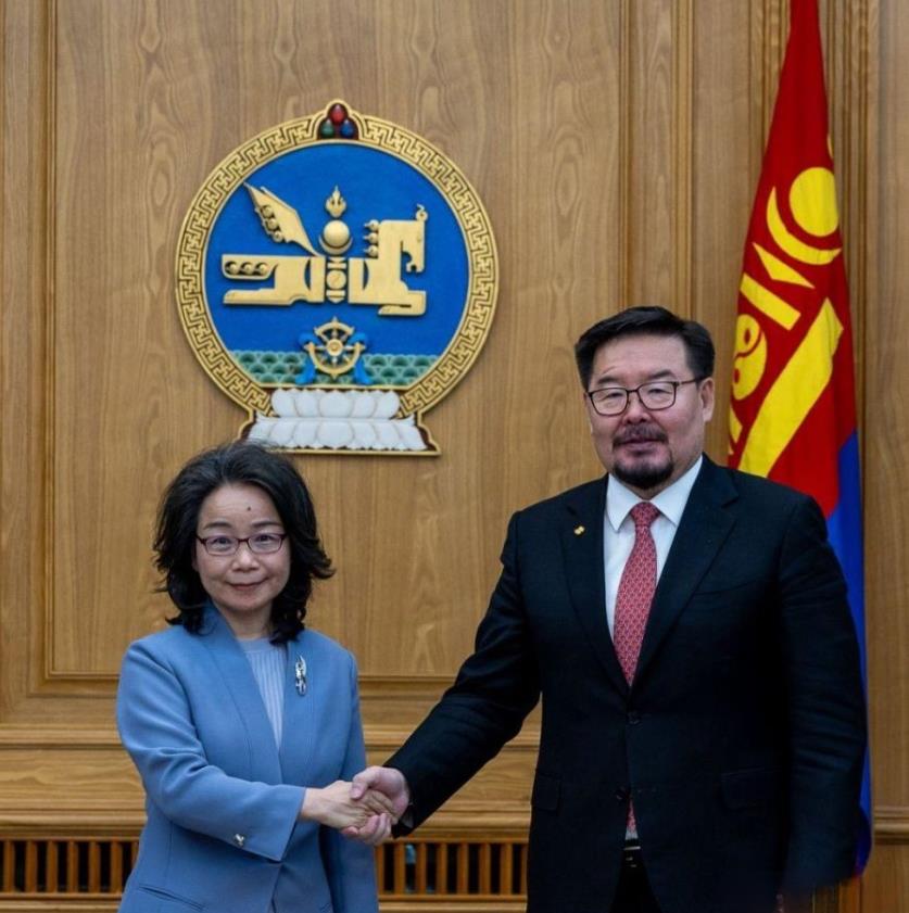 中蒙达成共识，蒙古立即就迎来好消息。近日，蒙古总理赞丹沙塔尔在蒙古接见了中方