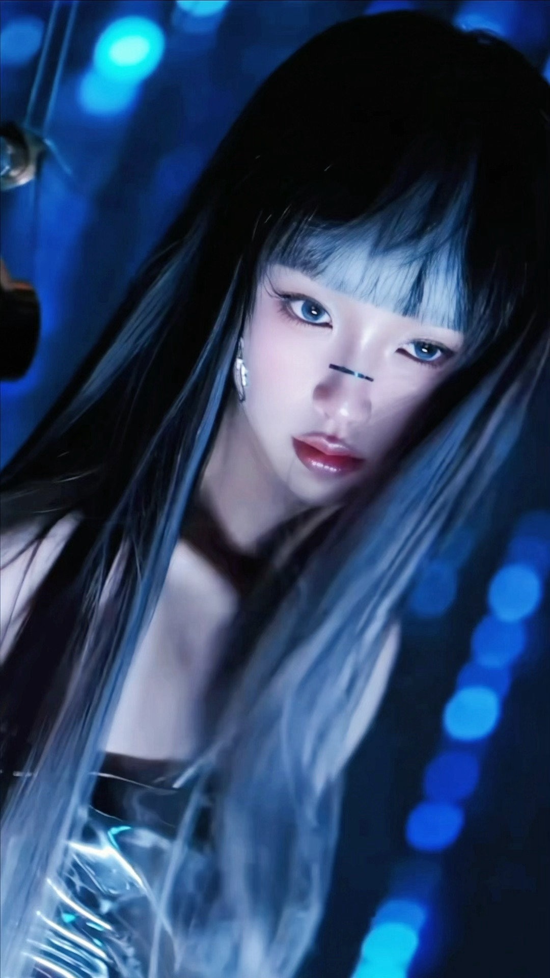 这大屏差点骗我错过虞书欣虞书欣大屏光翼特效绝美光翼加持氛围感爆棚，大屏效果太绝，