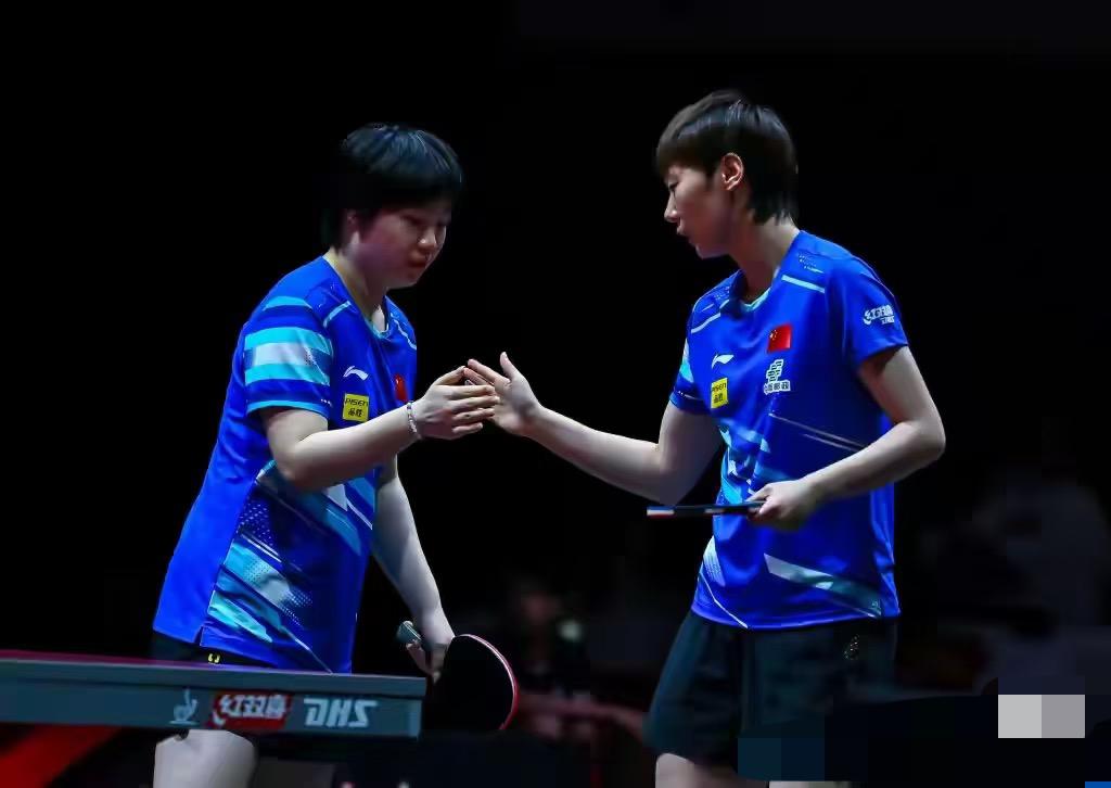 恭喜王曼昱/蒯曼3:0刘杨子/米特兰姆，晋级女双8强！7月1日WTT美国大满贯