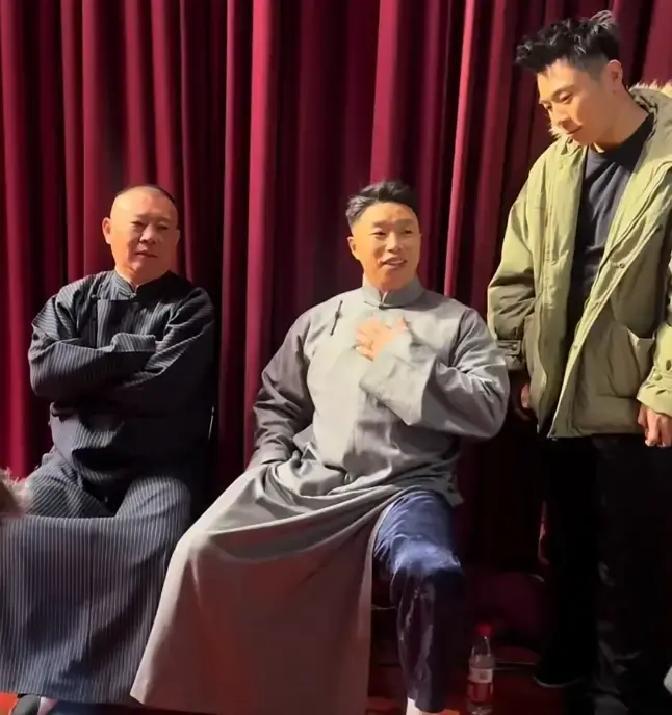 龙字科导师名单公布德云社新公布的龙字科导师名单里，秦霄贤和孟鹤堂赫然在列。