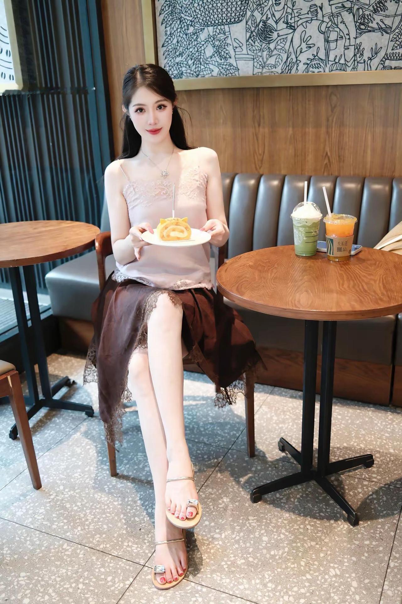 来领生日月蛋糕啦！下午茶穿搭指南