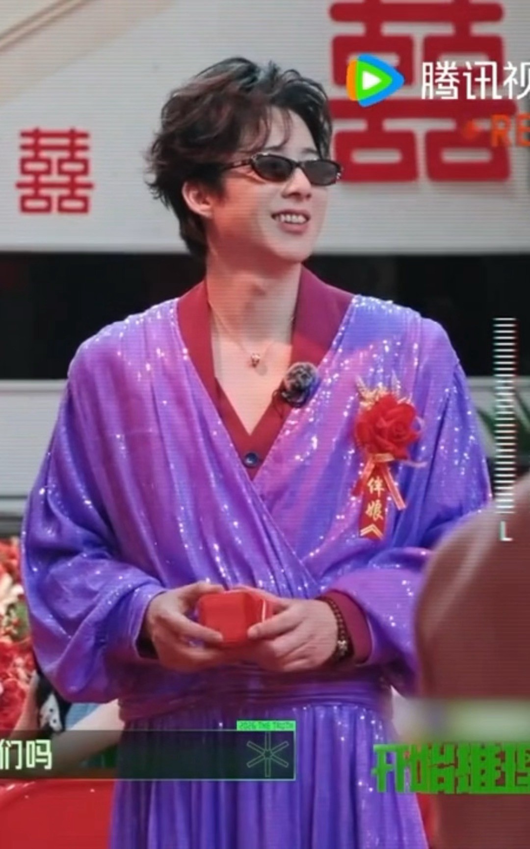你别说你可真别说这伴娘服那是真好看。摩登兄弟