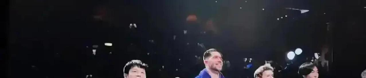 0-2落后=死刑？樊振东说NO！第三局开始，他把球拍当刀使，一板比一板狠。