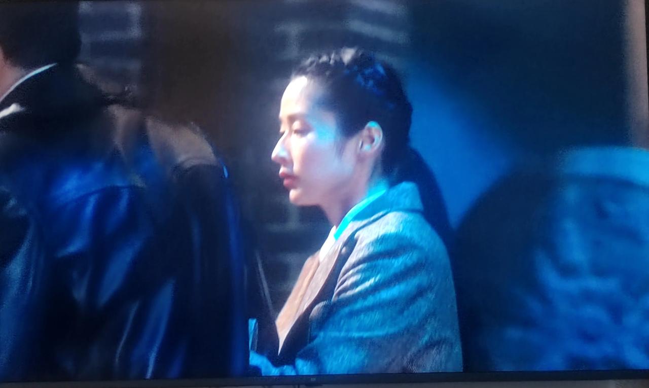 一集没看完，这剧情都还没展开呢，狗血便洒下来了！刚刚看过由于和伟主演的《沉默的