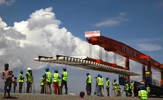 这就是为什么我说非洲人的认知配得上它们苦难的原因，懂得感恩的人知道什么叫饮水思源