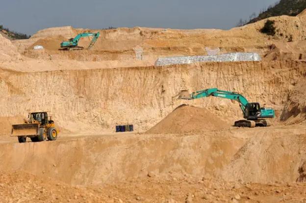 很多人认为越南禁稀土出口是在帮助中国，其实错了，真相是他们想拥有自己的稀土产业链