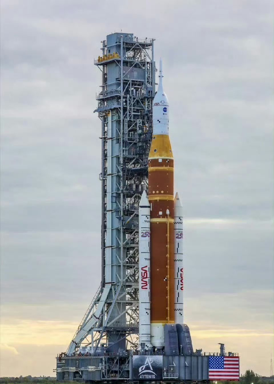 【阿尔忒弥斯2号4月2日发射】美国宇航局3月12日表示，太空发射系统(SLS)氦