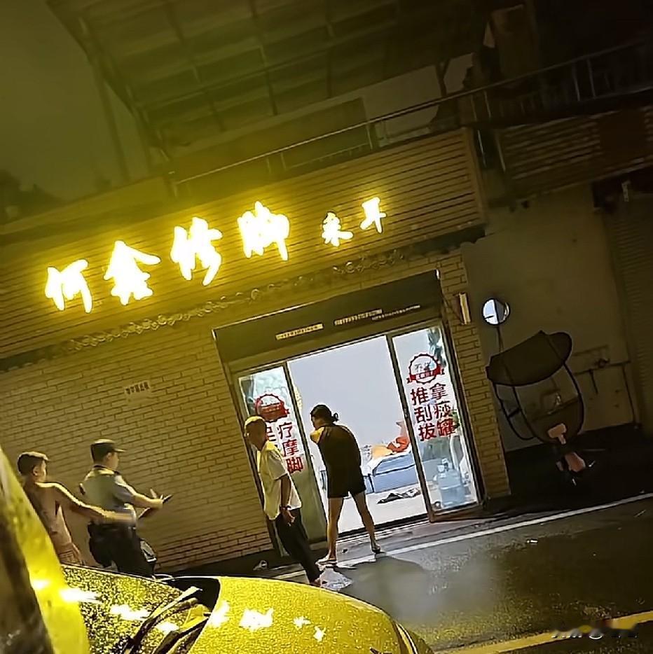 都不容易啊！特别是女人