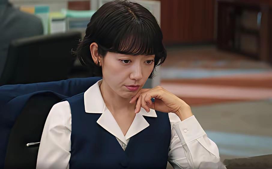 韩剧女神朴信惠，生完孩子后终于携新剧复出了，但是这状态也太差了吧！在新剧镜头里的