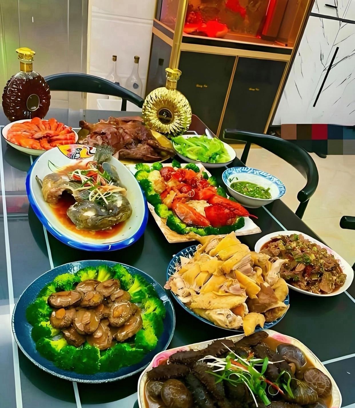 第一张是前妻做的，第二张是现在的老婆做的，这两张图说明了什么