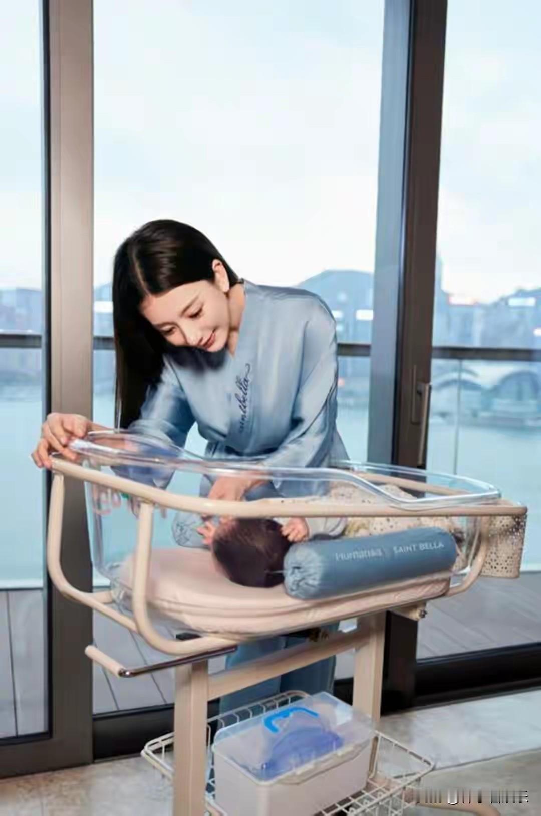 2025年12月22日晚，“天王嫂”方媛在个人社交平台发布视频，分享产后恢复近况