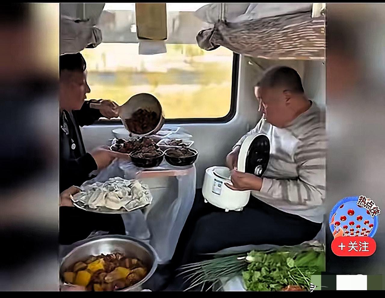 东北人又“占领”三亚了？这波“候鸟迁徙”藏着多少幸福密码！刷到东北大爷大妈的