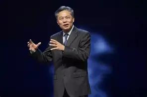 黄德宽一番话，戳中了中国教育的痛点！学生苦学英语十几年，多数人一辈子用不上，自己